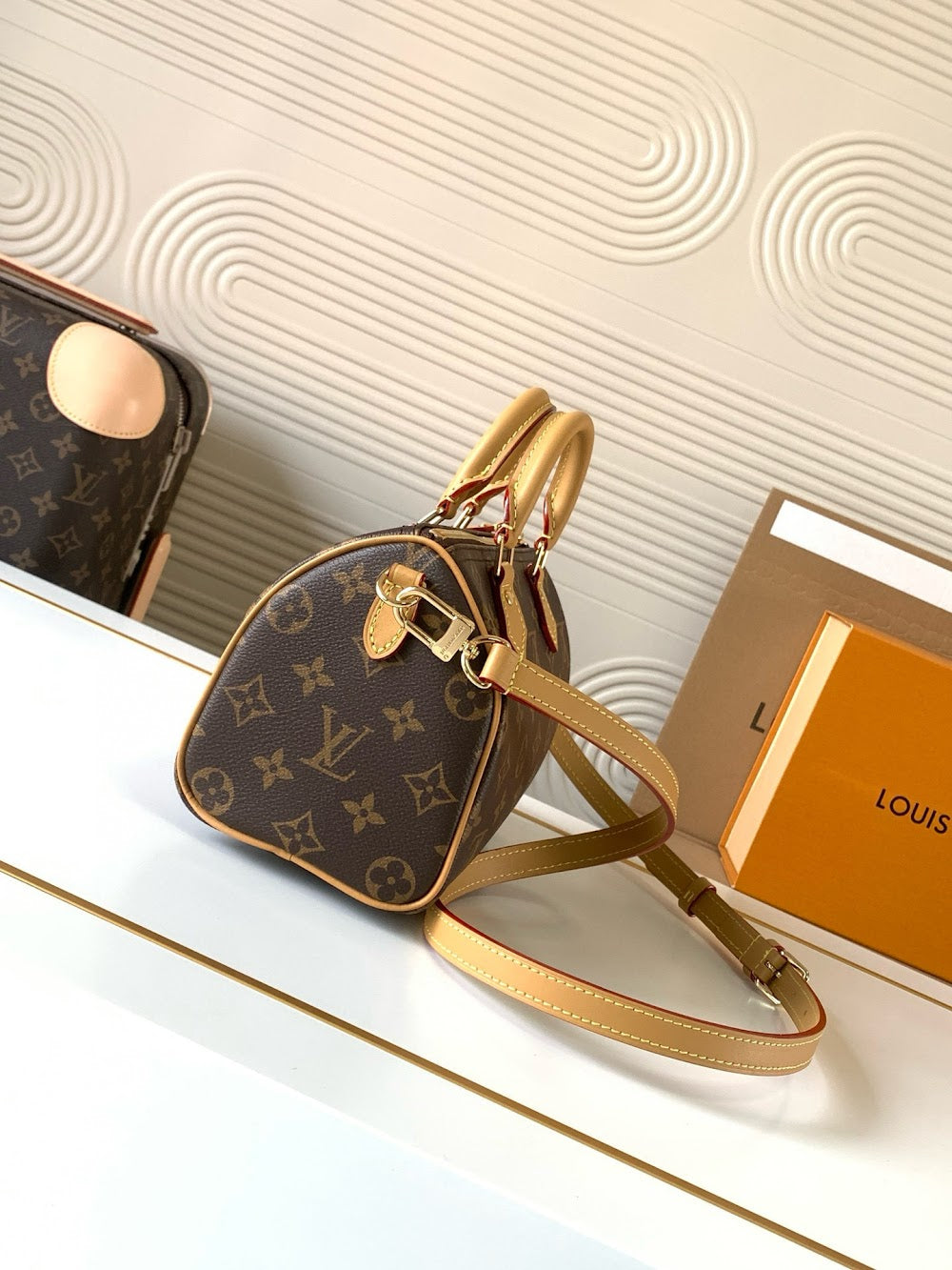 Anum Bags LVn Luxury Bag --81016