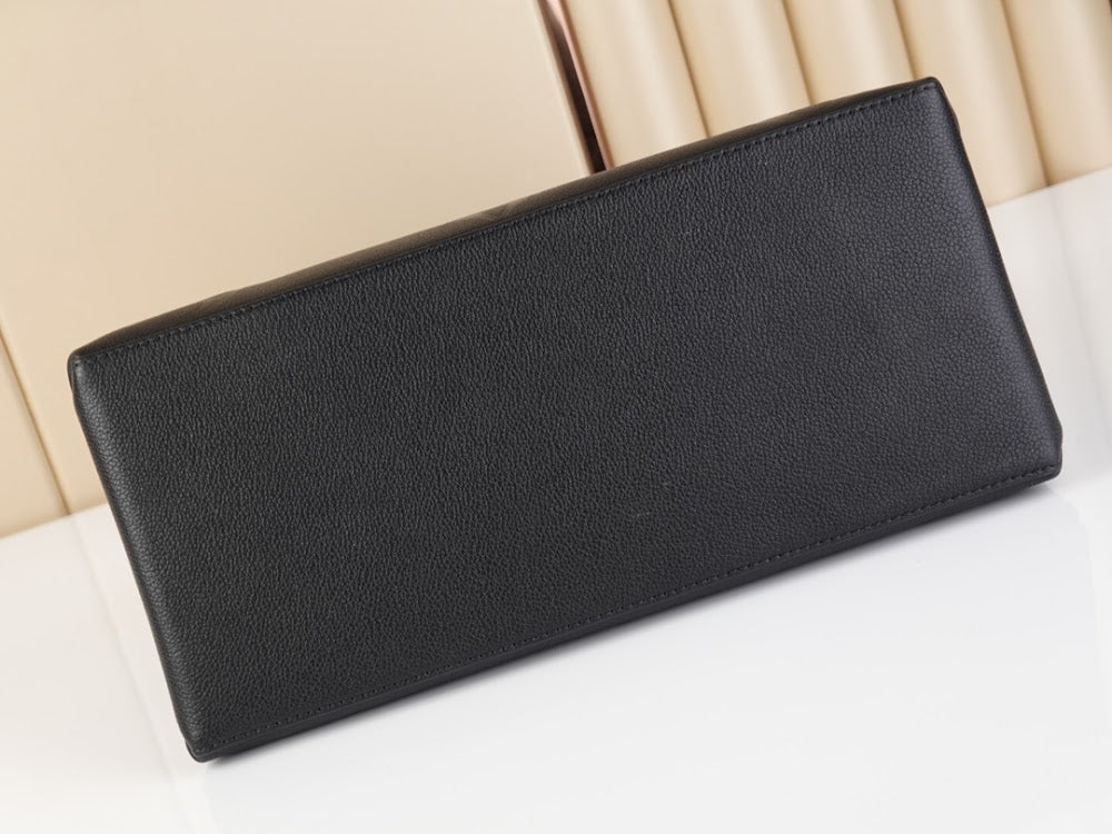 Anum Bags ln Luxury Bag --56584