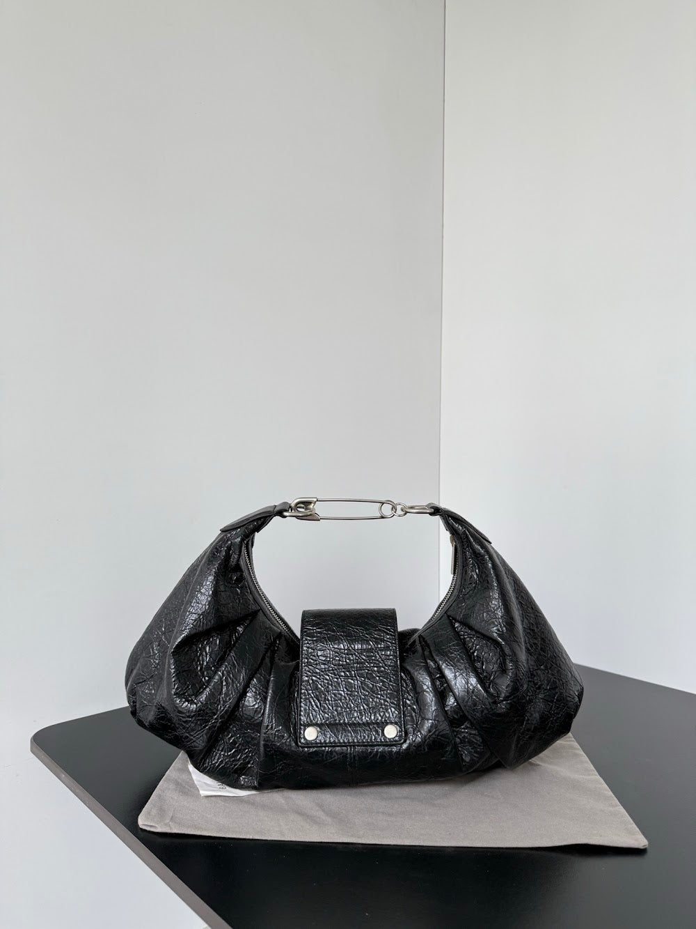 Ezyycart Bags Balenciaga Luxury Bag --111640