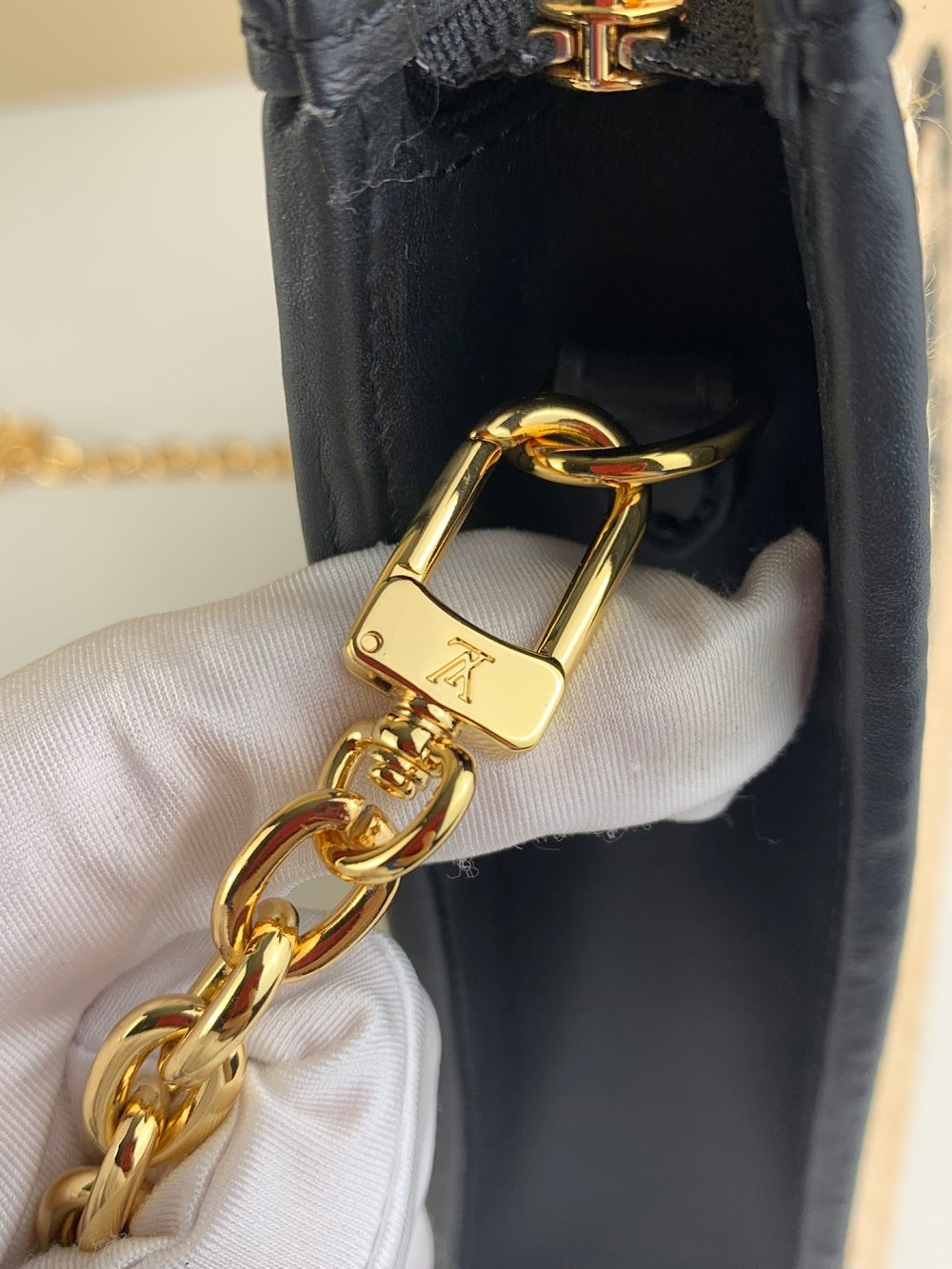 Anum Bags ln Luxury Bag --56635