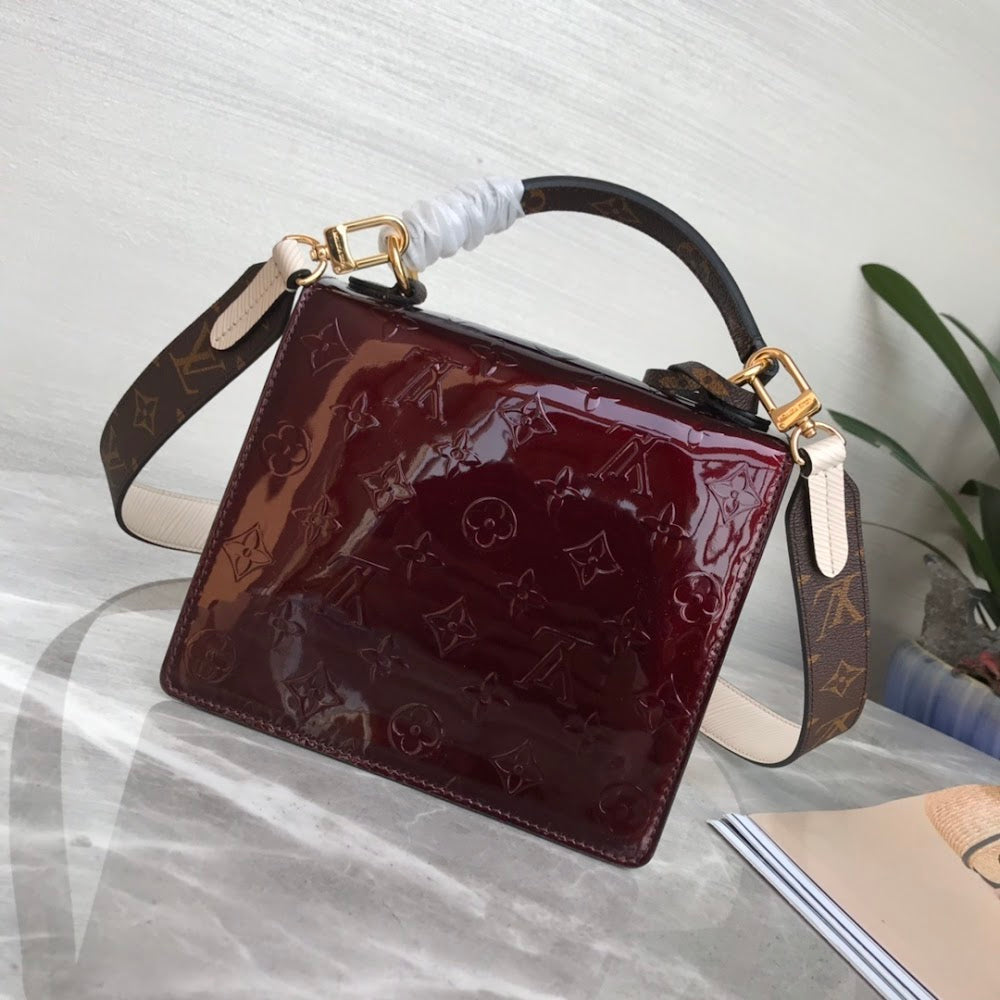 Anum Bags ln Luxury Bag --60054