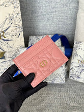 new-luxury-designer-bags-nm7470