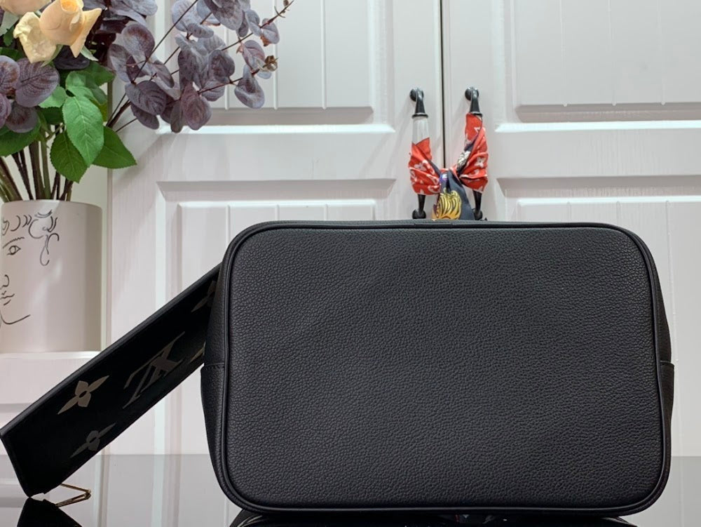 Anum Bags ln Luxury Bag --58867