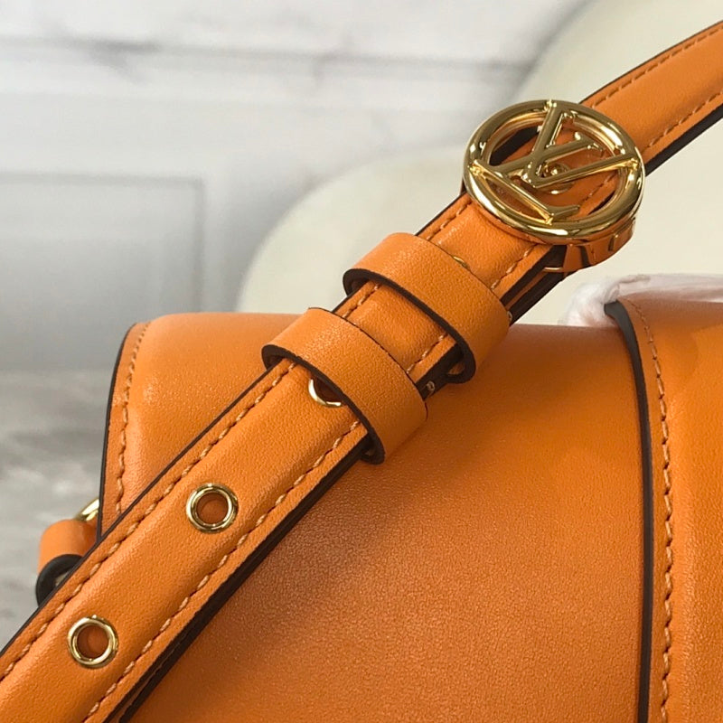 Anum Bags ln Luxury Bag --60299