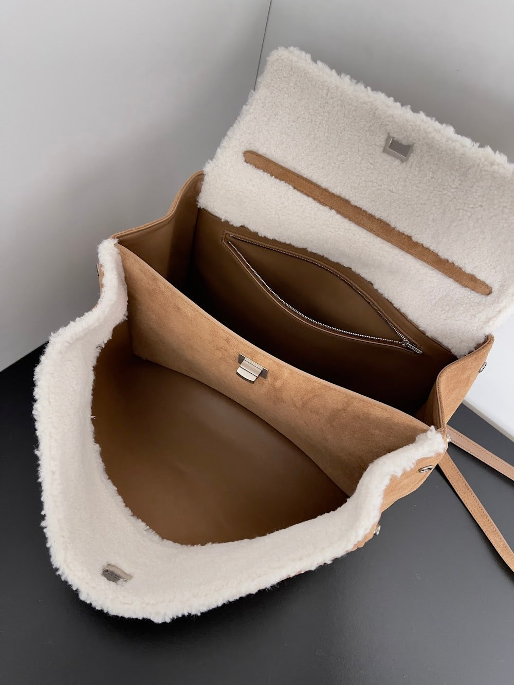 Ezyycart Bags Balenciaga Luxury Bag --110648