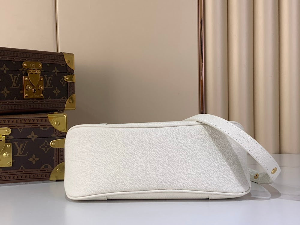 Anum Bags ln Luxury Bag --58862
