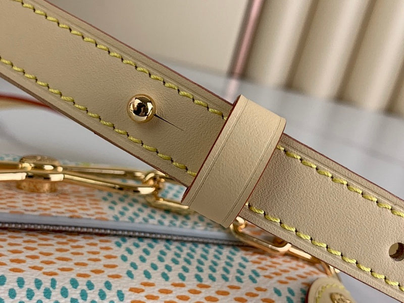 Anum Bags ln Luxury Bag --58081