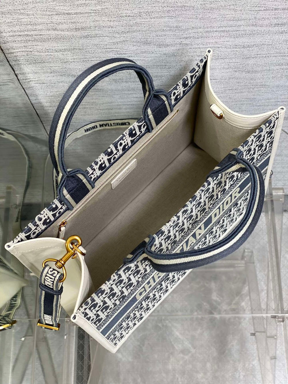 new-luxury-designer-bags-nm16487