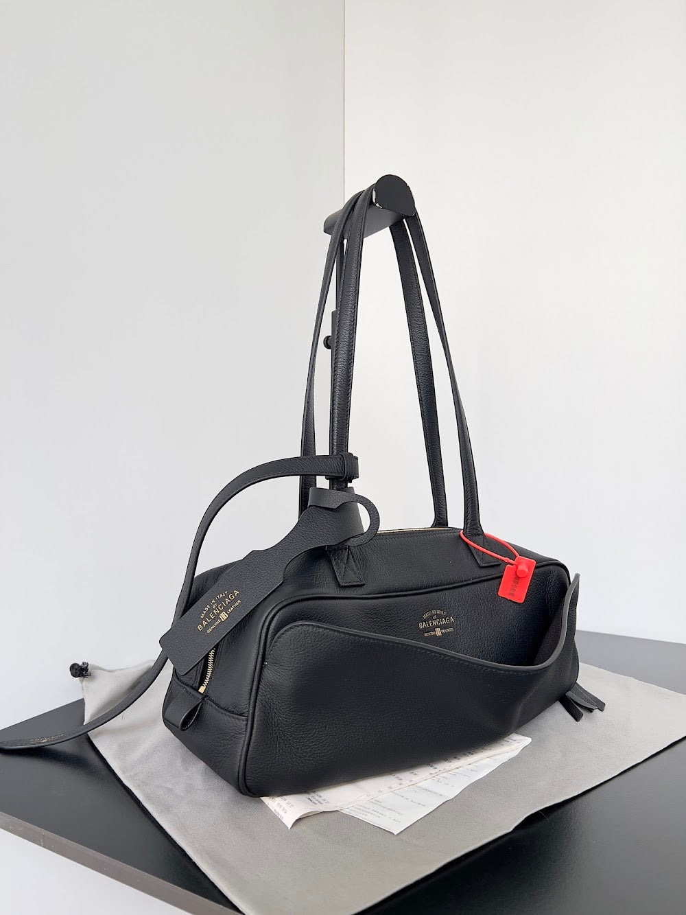 Ezyycart Bags Balenciaga Luxury Bag --111043