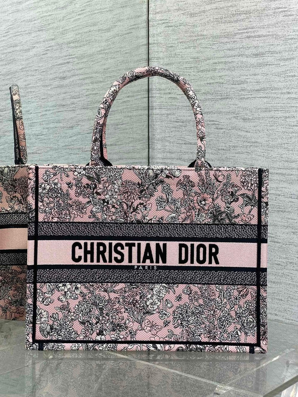 new-luxury-designer-bags-nm16042