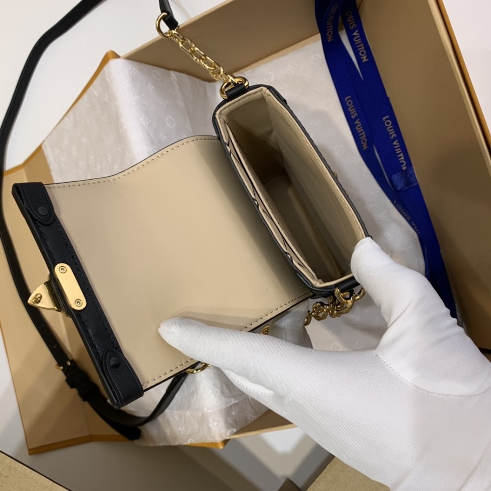 Anum Bags ln Luxury Bag --59447