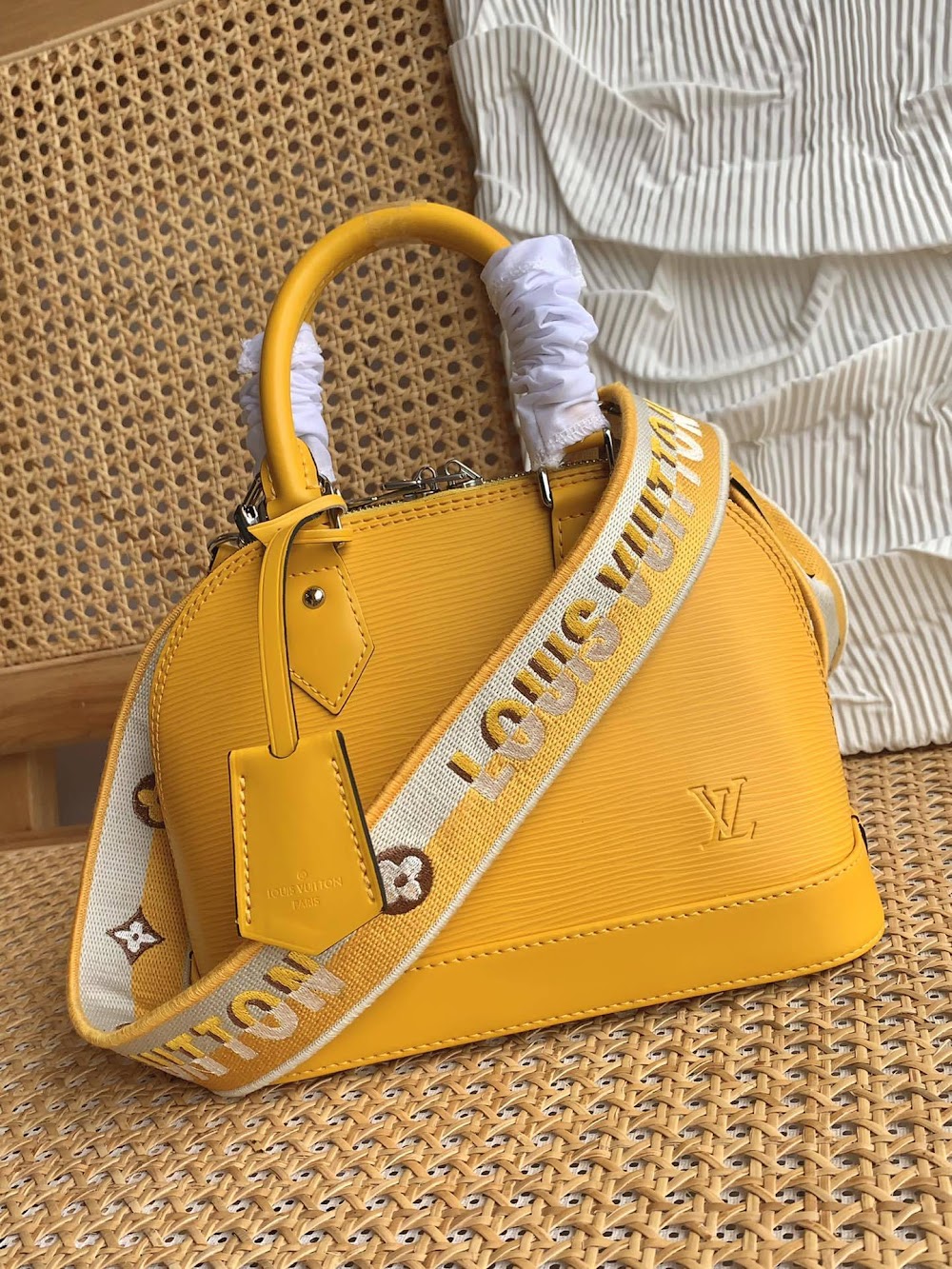 Anum Bags ln Luxury Bag --58114