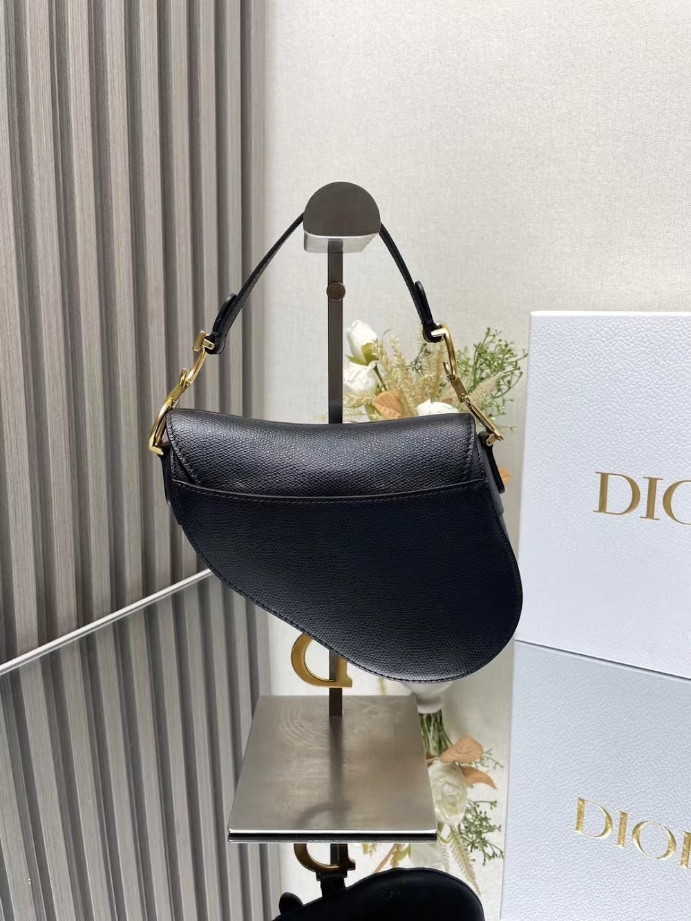 new-luxury-designer-bags-nm15978
