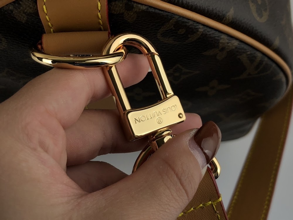 Anum Bags ln Luxury Bag --60559