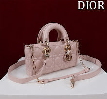 new-luxury-designer-bags-nm7335