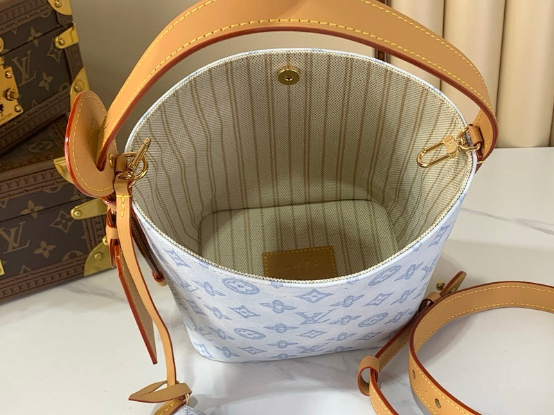Anum Bags ln Luxury Bag --56998