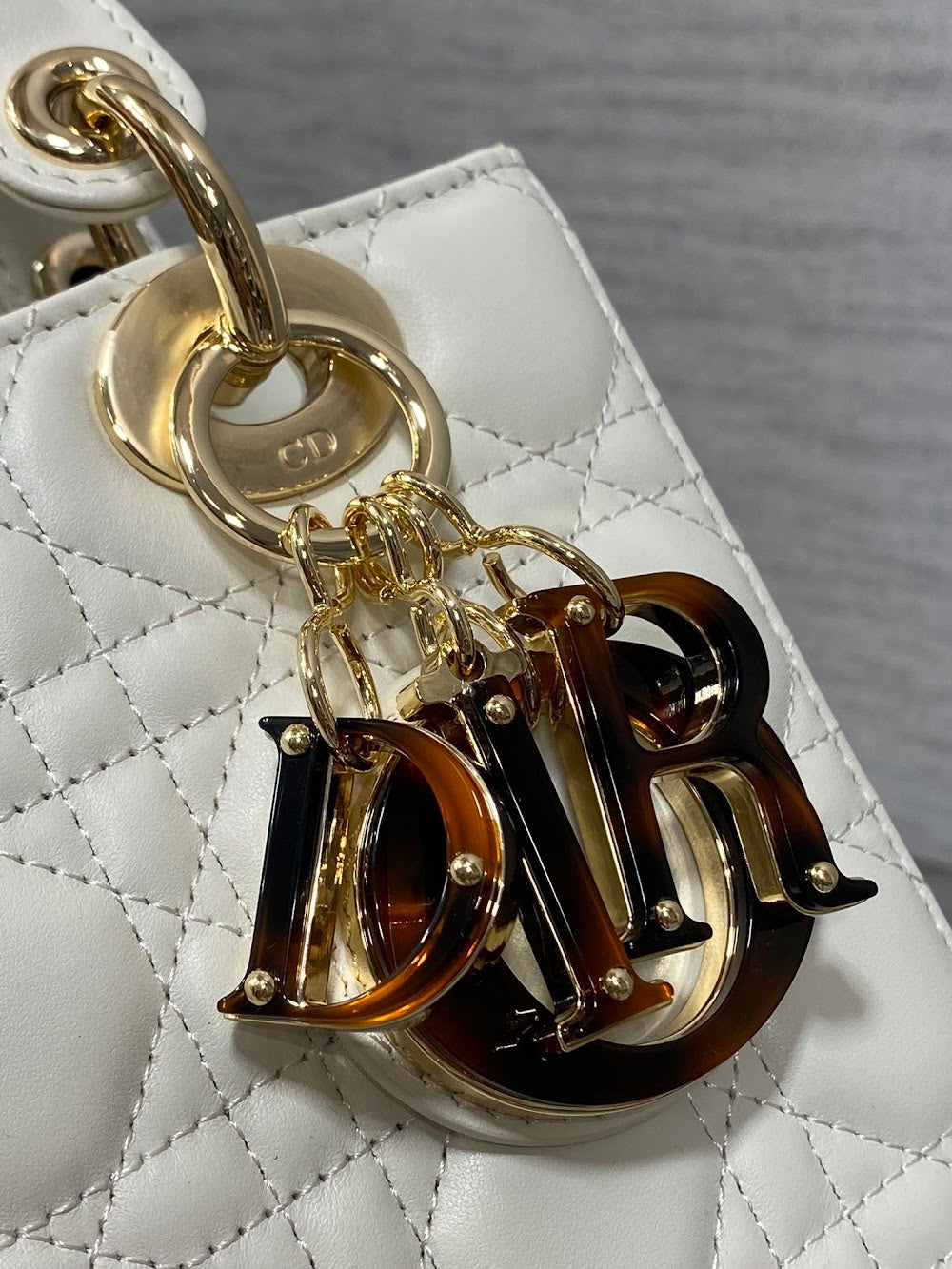 new-designer-premium-bags-nm16200