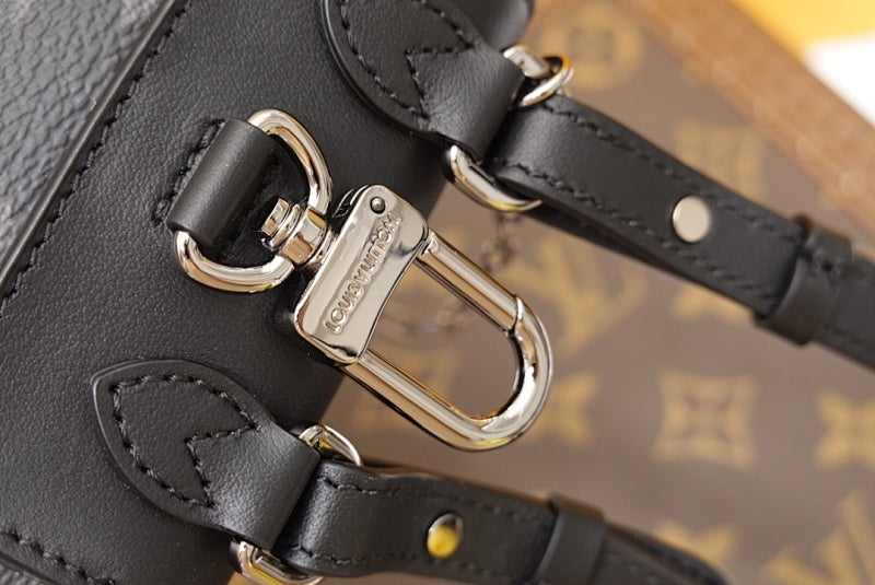 Anum Bags ln Luxury Bag --60104