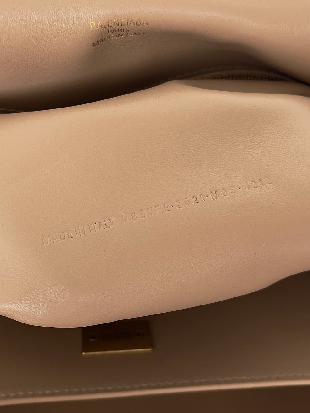 Ezyycart Bags Balenciaga Luxury Bag --110697
