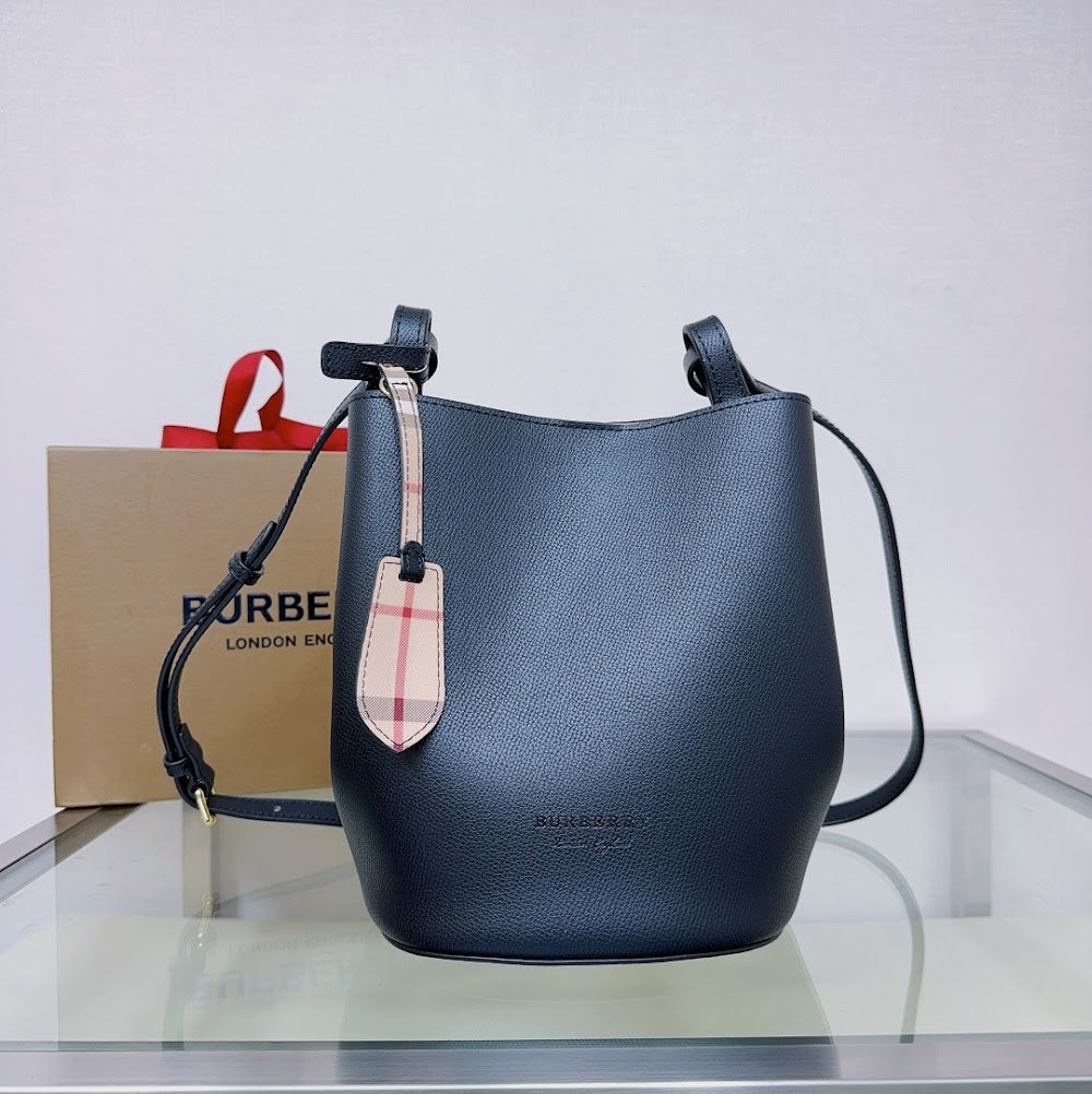 Ezyycart Bags Burberryn Luxury Bag --92411