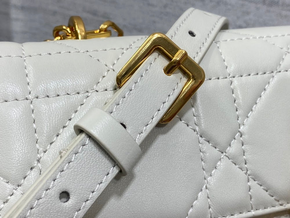 new-luxury-designer-bags-nm16095