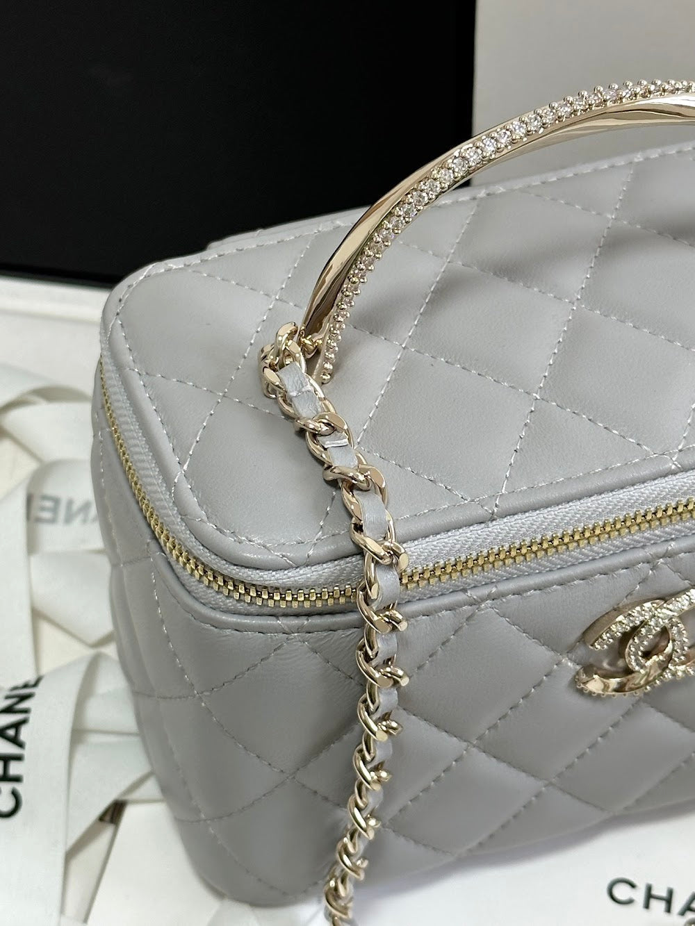 new-luxury-designer-bags-nm9551