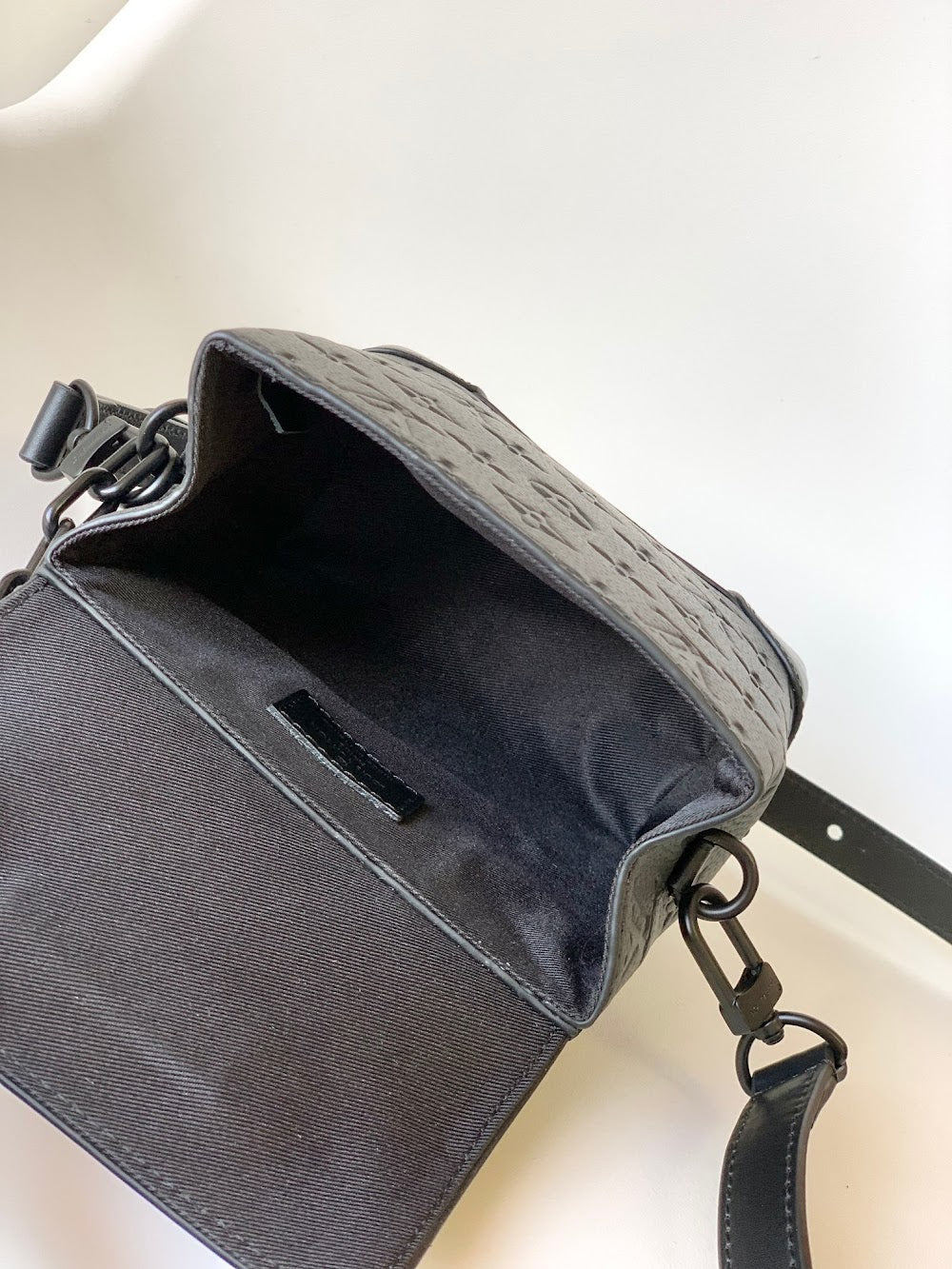 Anum Bags LVn Luxury Bag --81121