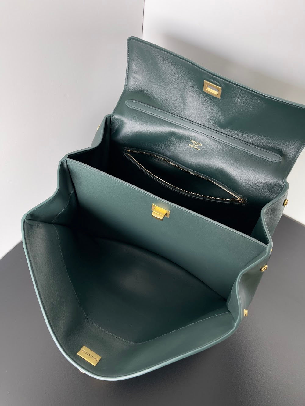 Ezyycart Bags Balenciaga Luxury Bag --110827