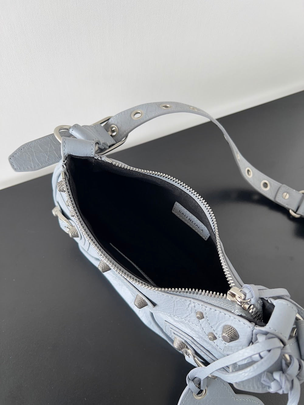 Ezyycart Bags Balenciaga Luxury Bag --111156