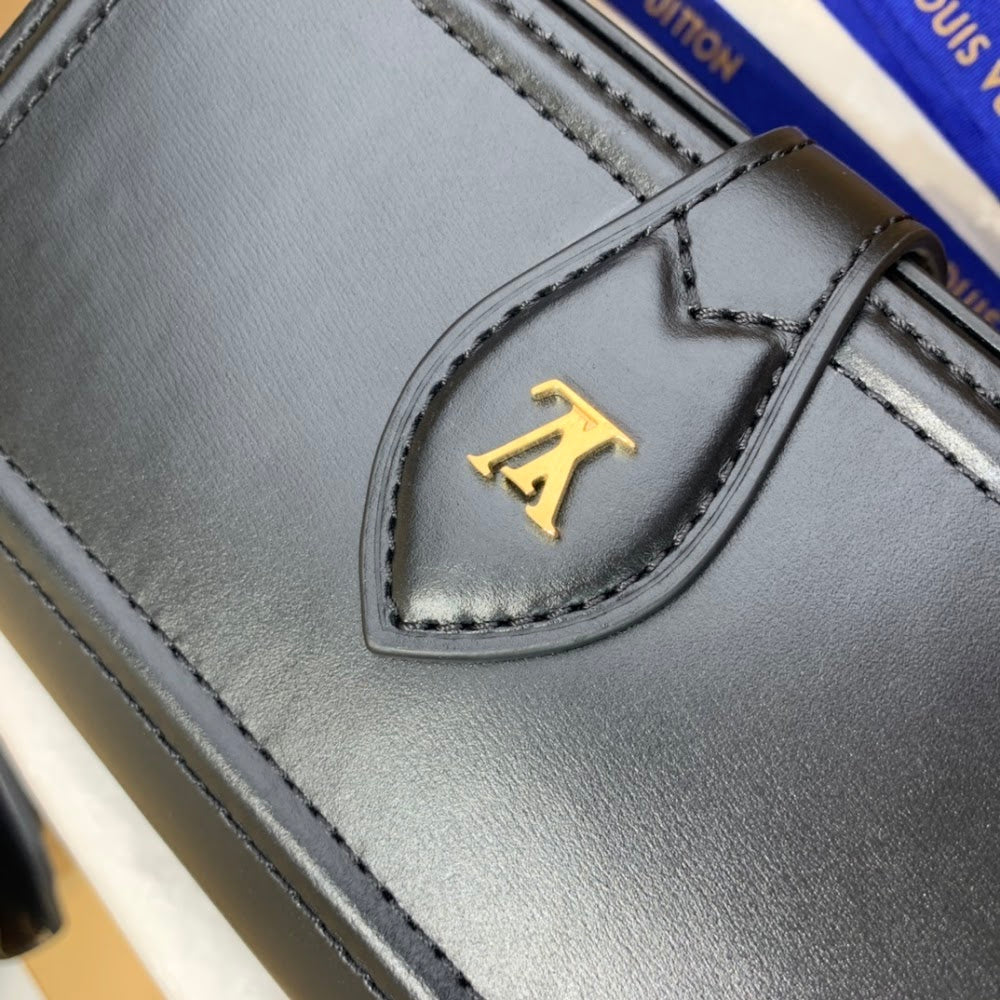 Anum Bags ln Luxury Bag --59232