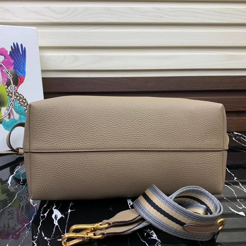 Ezyycart Bags pradn Luxury Bag --74803