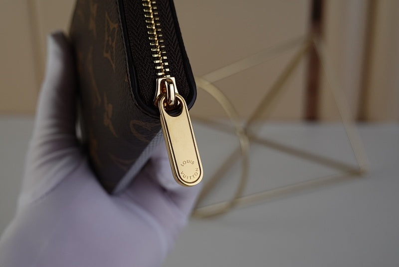 Anum Bags ln Luxury Bag --57762