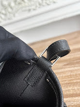 new-luxury-designer-bags-nm384