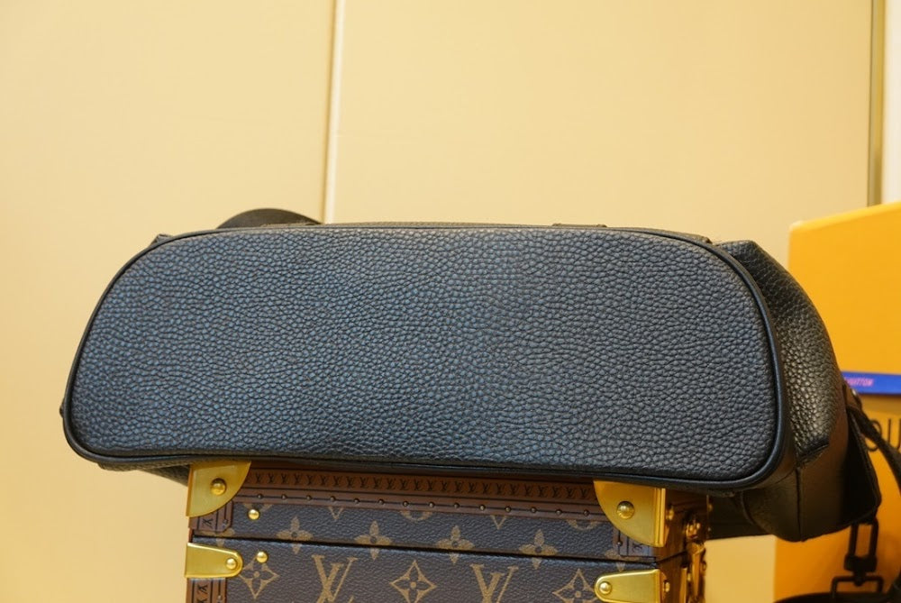 Anum Bags ln Luxury Bag --60156