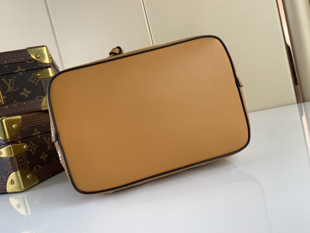 Anum Bags ln Luxury Bag --56843