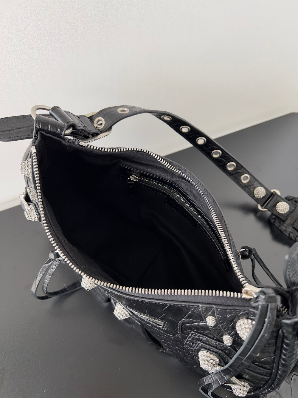 Ezyycart Bags Balenciaga Luxury Bag --111147