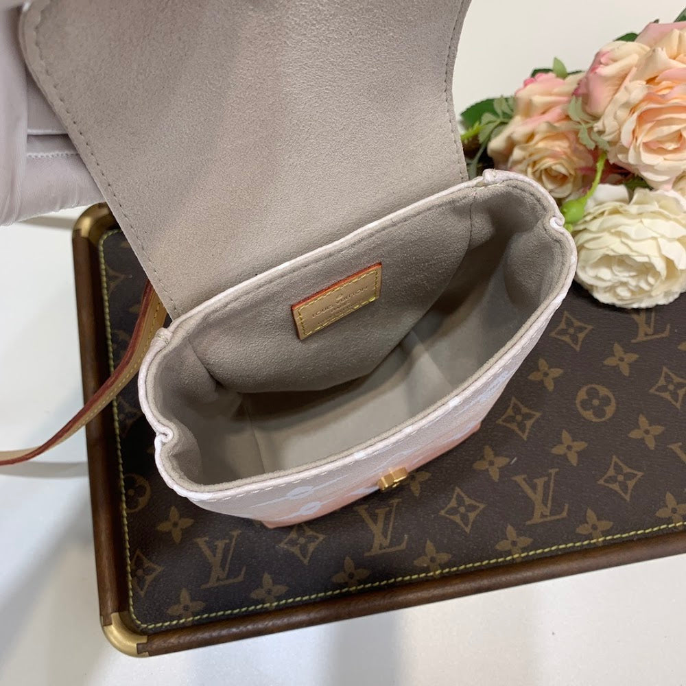 Anum Bags ln Luxury Bag --59859