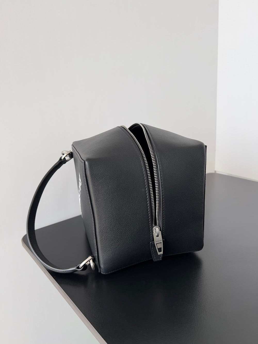 Ezyycart Bags Balenciaga Luxury Bag --111299