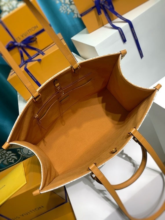 Anum Bags ln Luxury Bag --60715