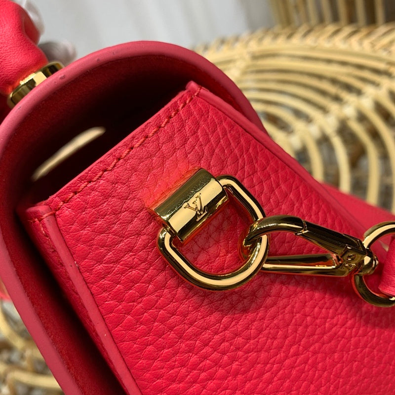 Anum Bags ln Luxury Bag --60074