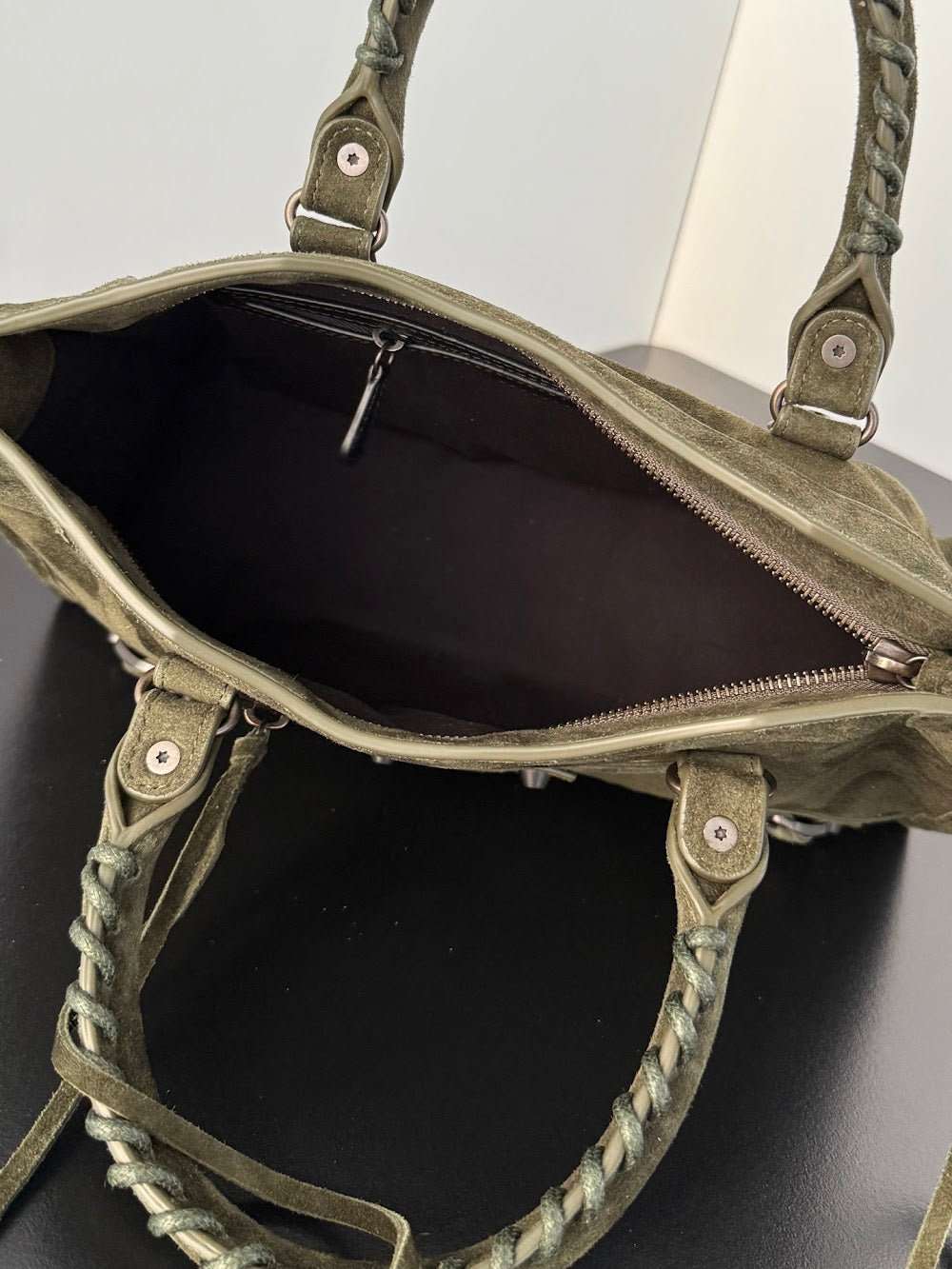 Ezyycart Bags Balenciaga Luxury Bag --111577