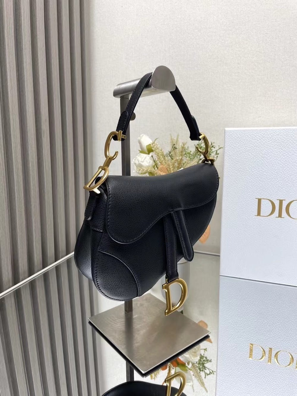 new-luxury-designer-bags-nm15978