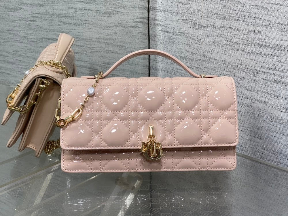 new-luxury-designer-bags-nm16477