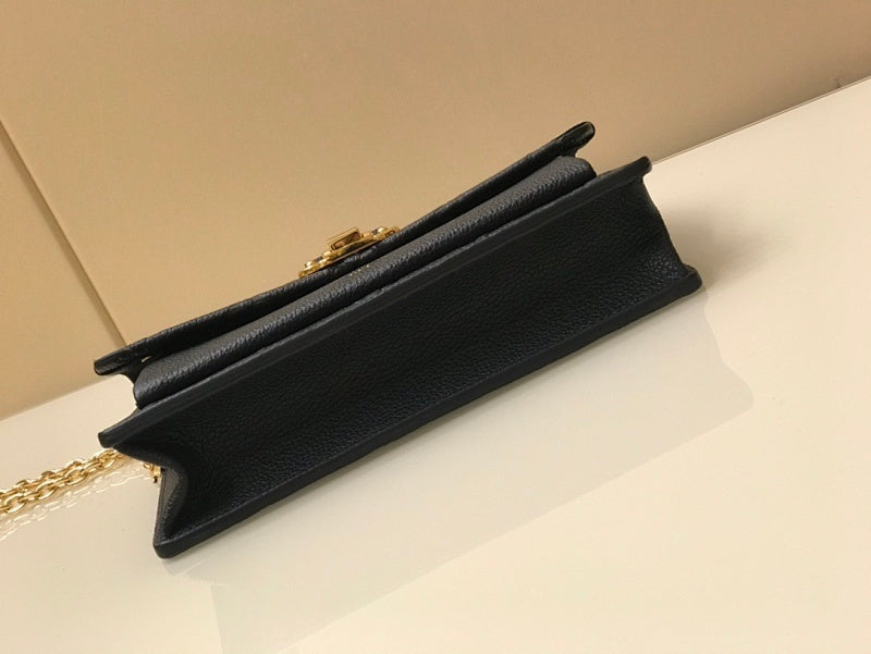 Anum Bags ln Luxury Bag --58929