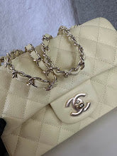 new-luxury-designer-bags-nm6089