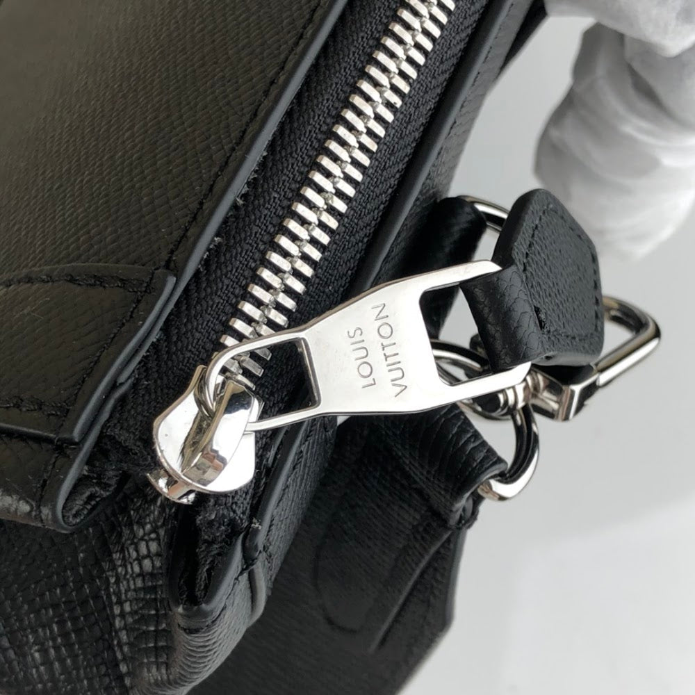 Anum Bags ln Luxury Bag --60514