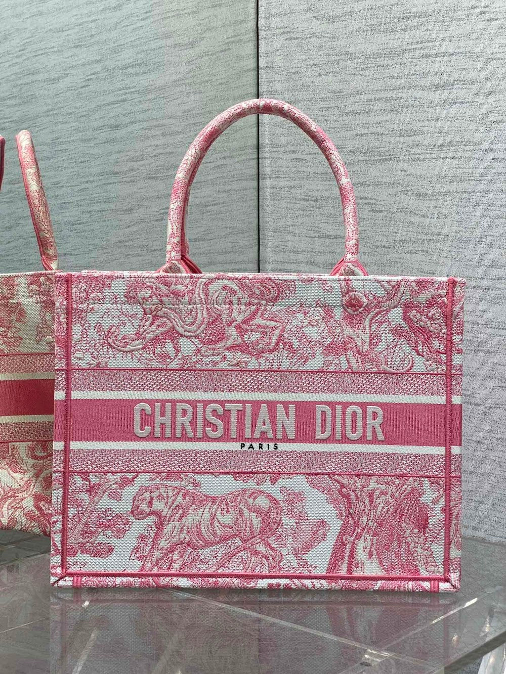 new-luxury-designer-bags-nm16465