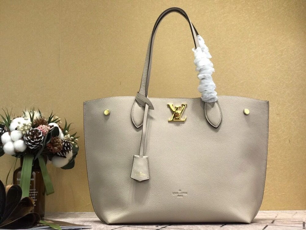 Anum Bags ln Luxury Bag --57906