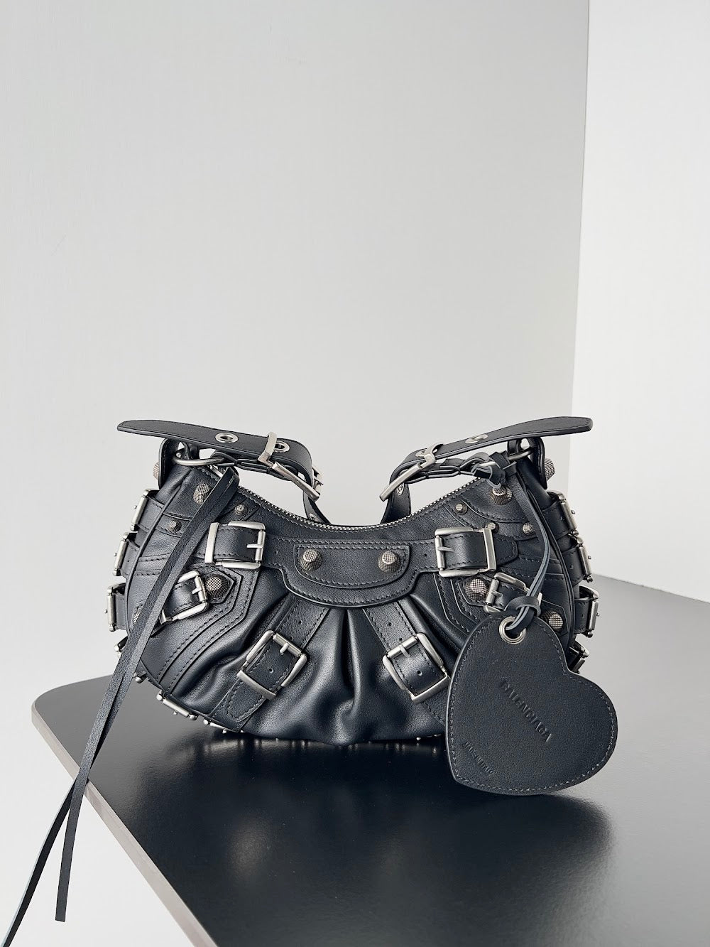 Ezyycart Bags Balenciaga Luxury Bag --111140