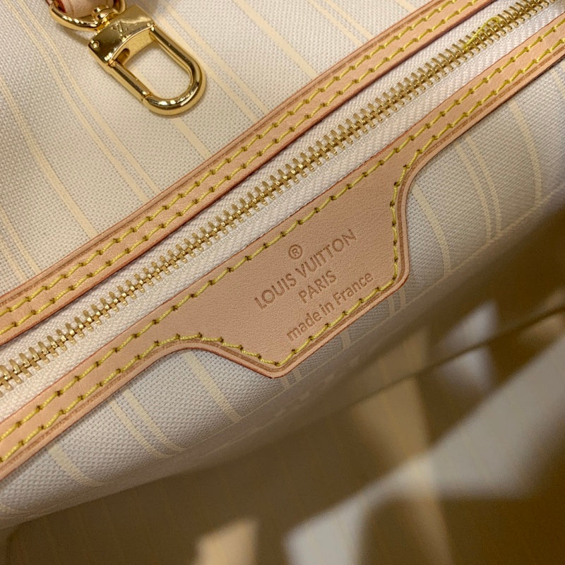 Anum Bags ln Luxury Bag --59802